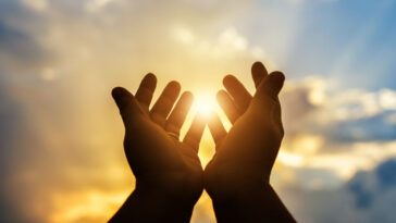 Abducted American Missionary Says Elevation Worship Song Was Her ‘Battle Cry’ in Captivity