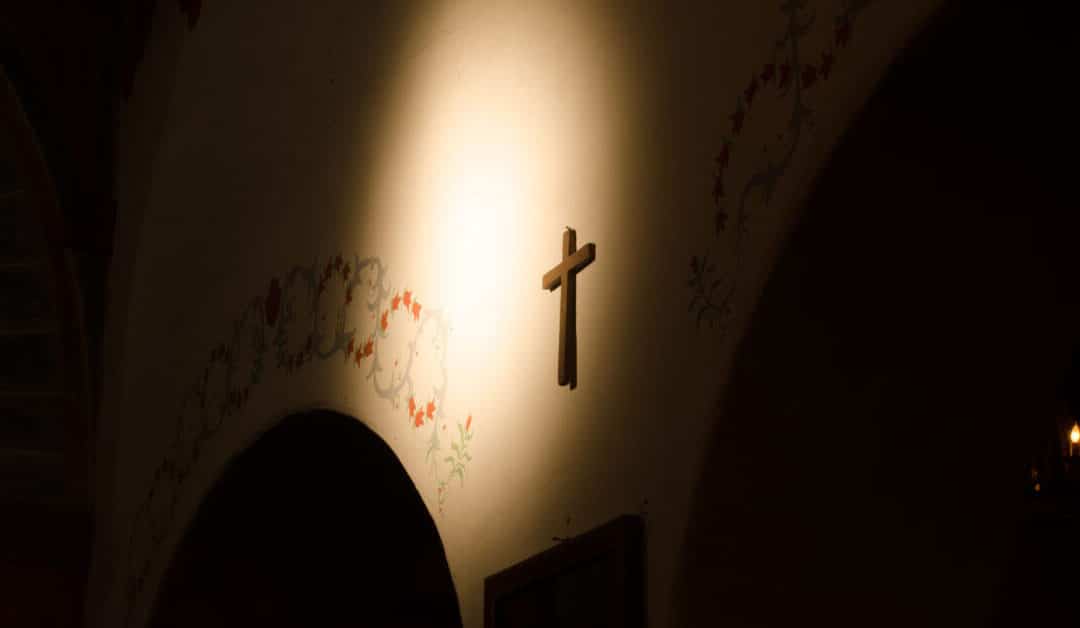Teacher Forced to Remove Cross, Bible Verse From Classroom After Atheist Group Complains