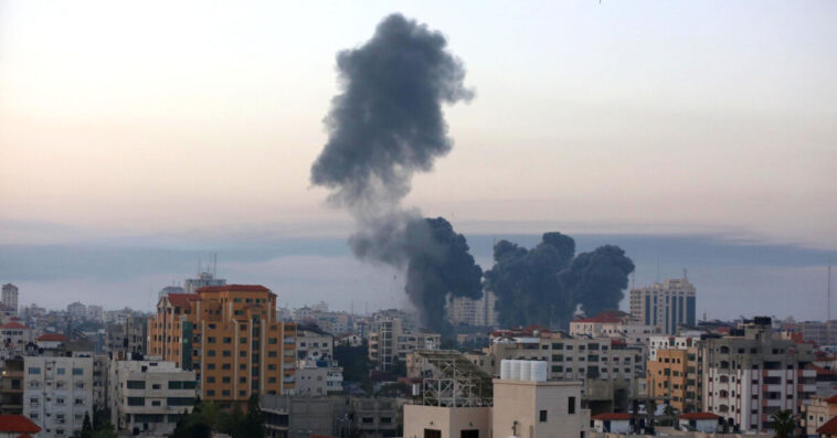 David Jeremiah: Christian have biblical mandate to 'stand with Israel,' issues prayer amid 'chaos'