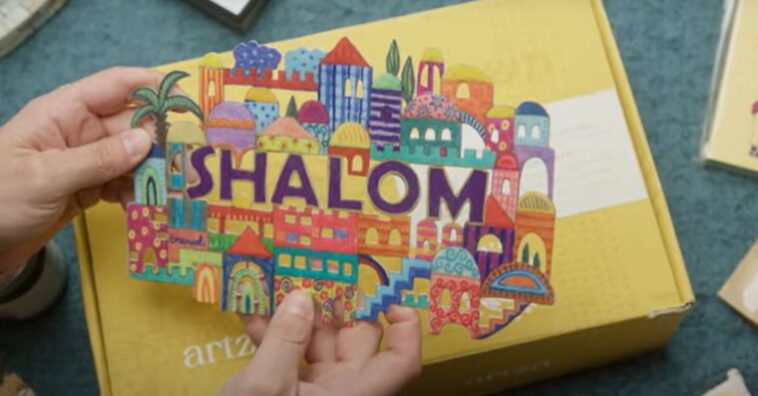 A Gift Box Company is Working to Combat Anti-semitism