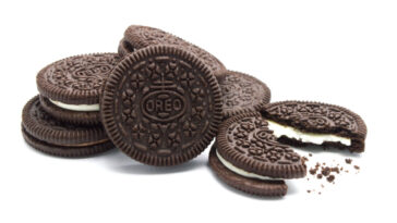 Nonprofit watchdog raises alarm over Oreo's ties to LGBT advocacy group: 'Inappropriate relationship'