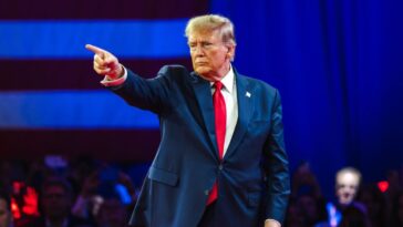 Trump Reaffirms America's Christian Roots, Calls Nation to Prayer