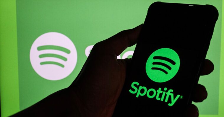 Spotify's New Messaging Feature Raises Child Safety Concerns