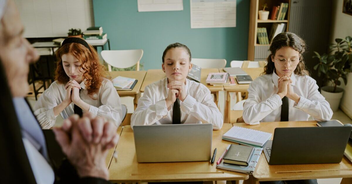 Texas Attorney General's Call for Prayer in Schools Christianity Report