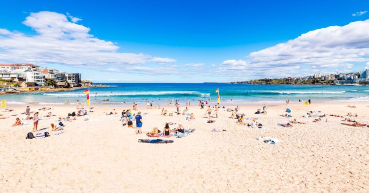Christian Leaders Call for Prayer After Bondi Beach Tragedy