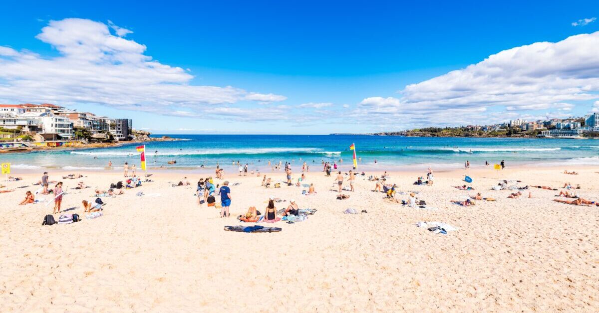 Christian Leaders Call for Prayer After Bondi Beach Tragedy