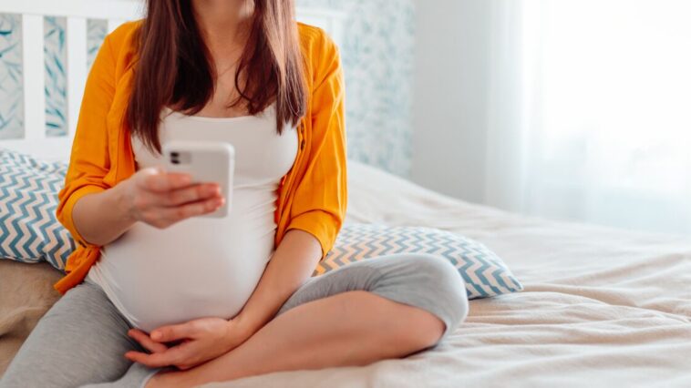 Pro-Life Centers Use AI to Reach Women in Crisis