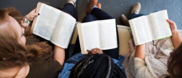 The Growing Movement to Read the Bible in a Year