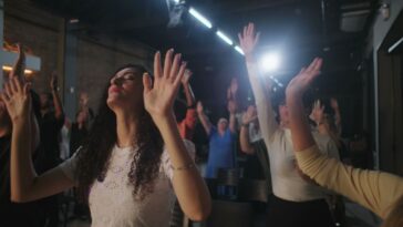 Franklin Graham Preaches at World’s End