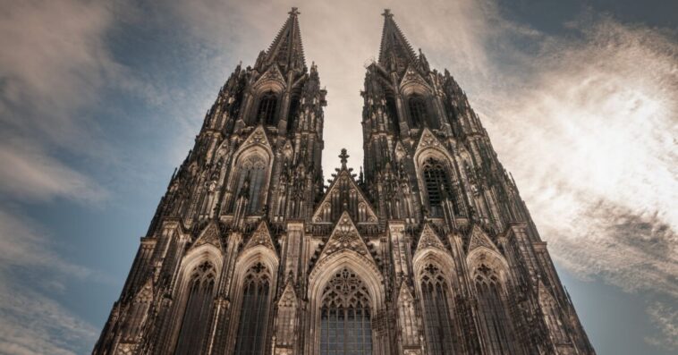 Report: Anti-Christian Hate Crimes Increasing in Europe