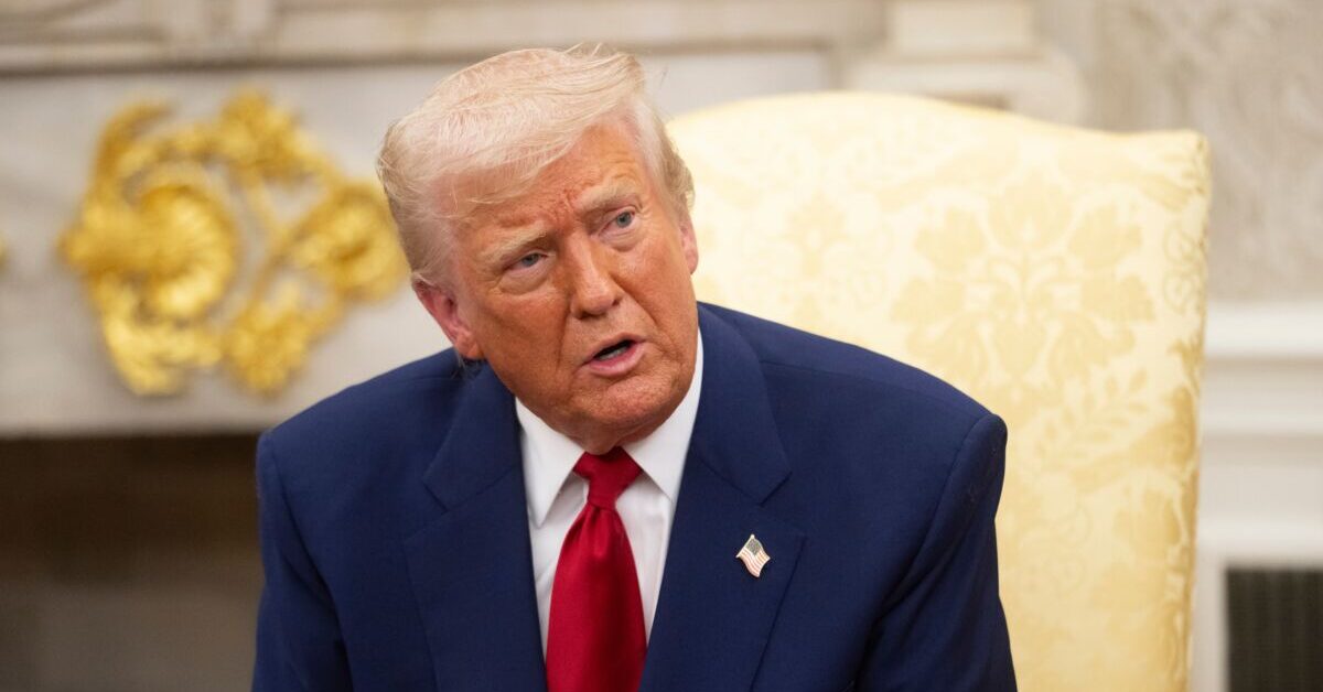 Pastors Gather to Pray With Trump Amid Iran Tensions