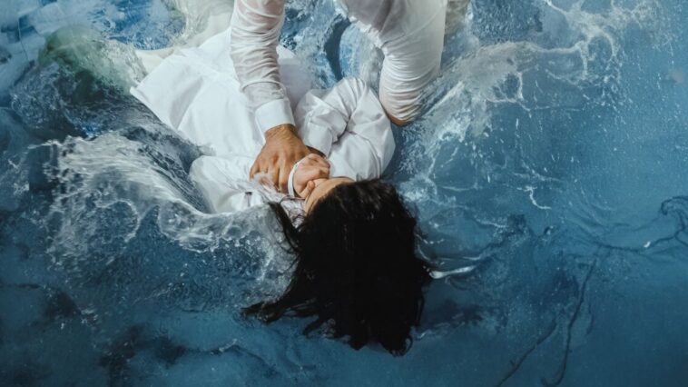 Record Numbers Seek Baptism Across Europe