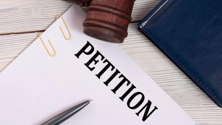 Thousands Back Petition Calling for Archbishop of Canterbury to Resign