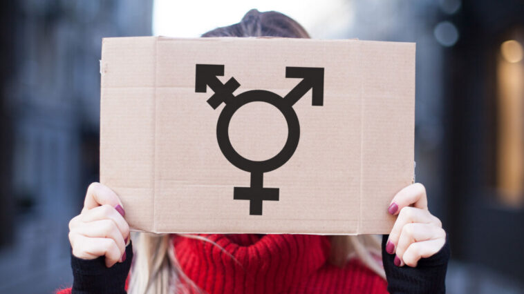 After living as a man named Aden for seven years, Jessica Rose says an encounter with the Gospel led her to embrace her biological identity as a woman and surrender her life to Jesus Christ. Rose told CBN News that childhood trauma, sexual abuse and family instability contributed to struggles with her identity. In 2019, she began taking testosterone and underwent a double mastectomy. She later married a woman and attempted suicide after continuing to struggle with unresolved childhood wounds. Following treatment at a mental hospital, Rose heard the Gospel and learned that God loved her despite her past. In 2020, she committed her life to Christ, stopped taking testosterone and joined a local church. Rose later connected with Alternatives Pregnancy Center in Sacramento, California, where medical professionals helped her care for her female body and undergo hormone reversal treatment. Center director Heidi Matzke said Rose’s experience demonstrates the importance of Christians listening with compassion to people struggling with gender identity.