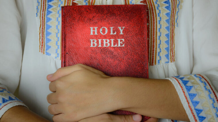 125 Million Christians Worldwide Cannot Access a Bible